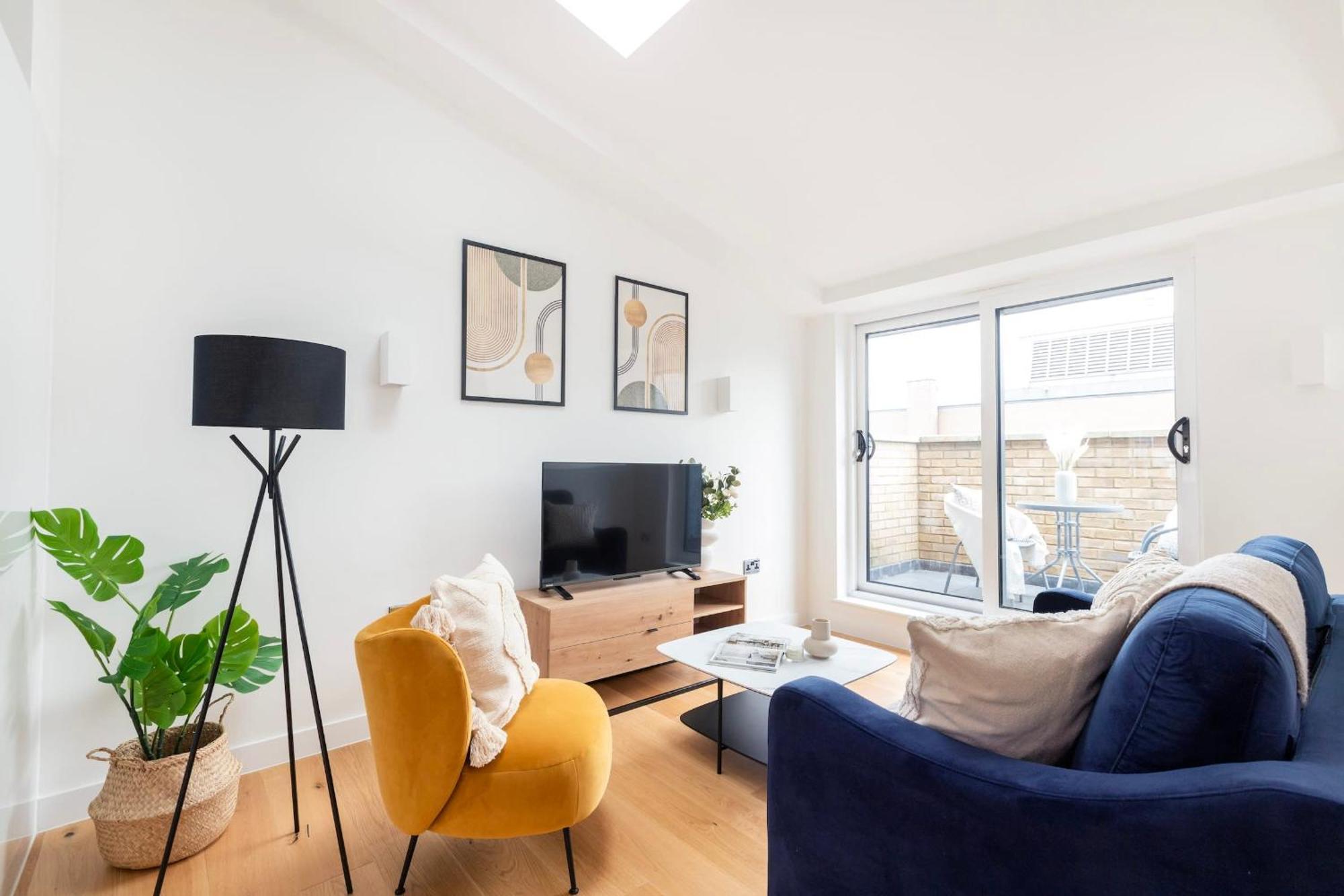 Bnbnova - Fitzrovia & Soho - 2br With Balcony Londra