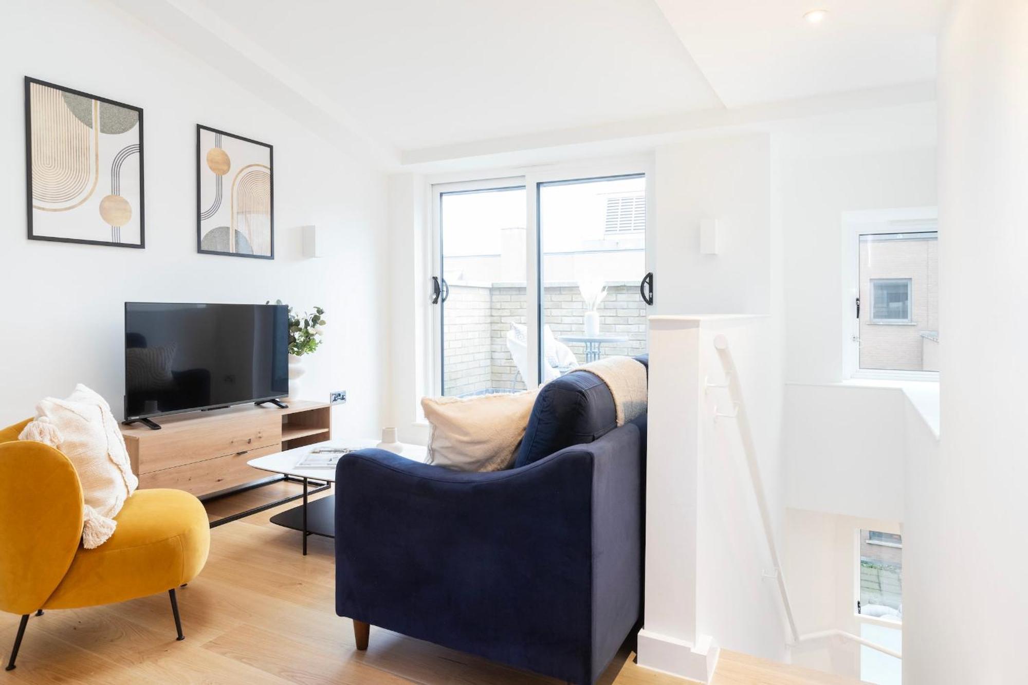 Bnbnova - Fitzrovia & Soho - 2br With Balcony Londra